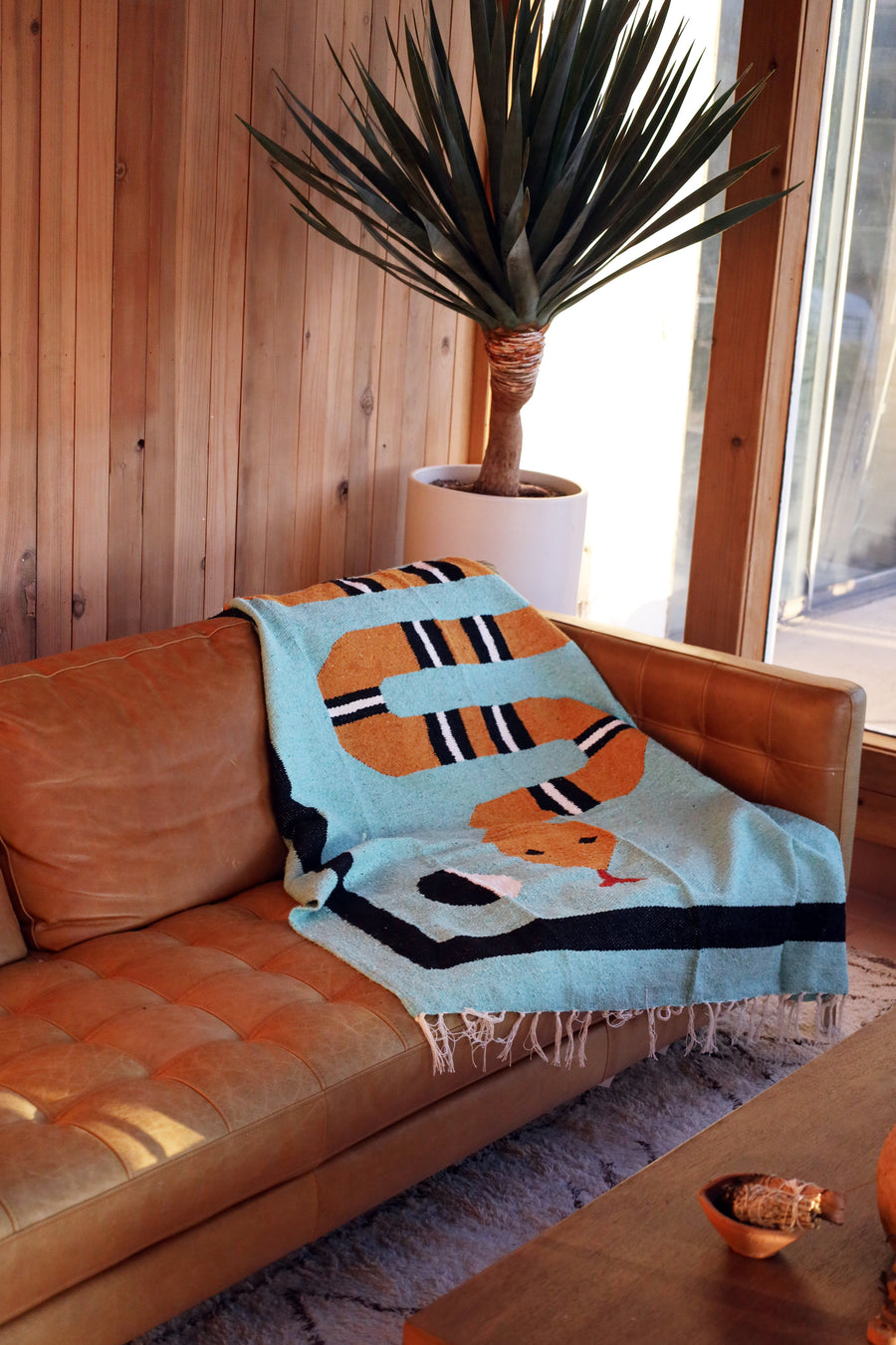 La Víbora (Mountain King) // Handwoven Blanket