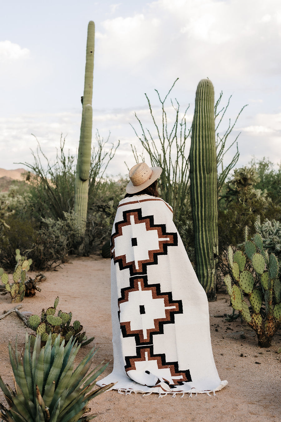 Tres Cruces (Crema)  // Handwoven Blanket